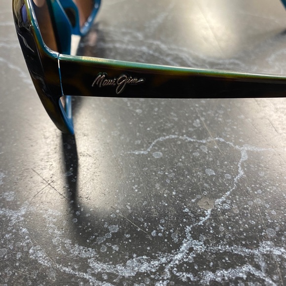 Maui Jim Orchid sunglasses - Picture 2 of 4
